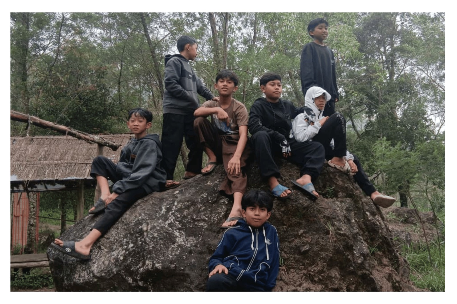 Kegiatan outdoor santri